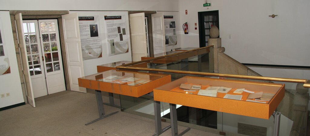 Biblioteca 2 1 1024 450